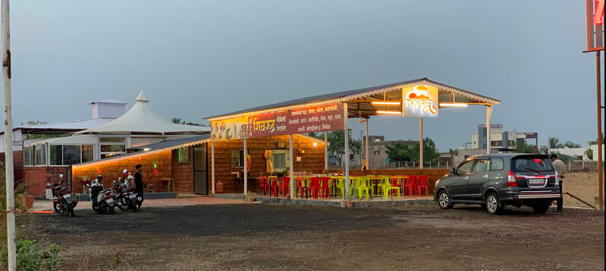 Traditional Veg and Non-Veg Food at Hotel Shivrudra Mangalwedha